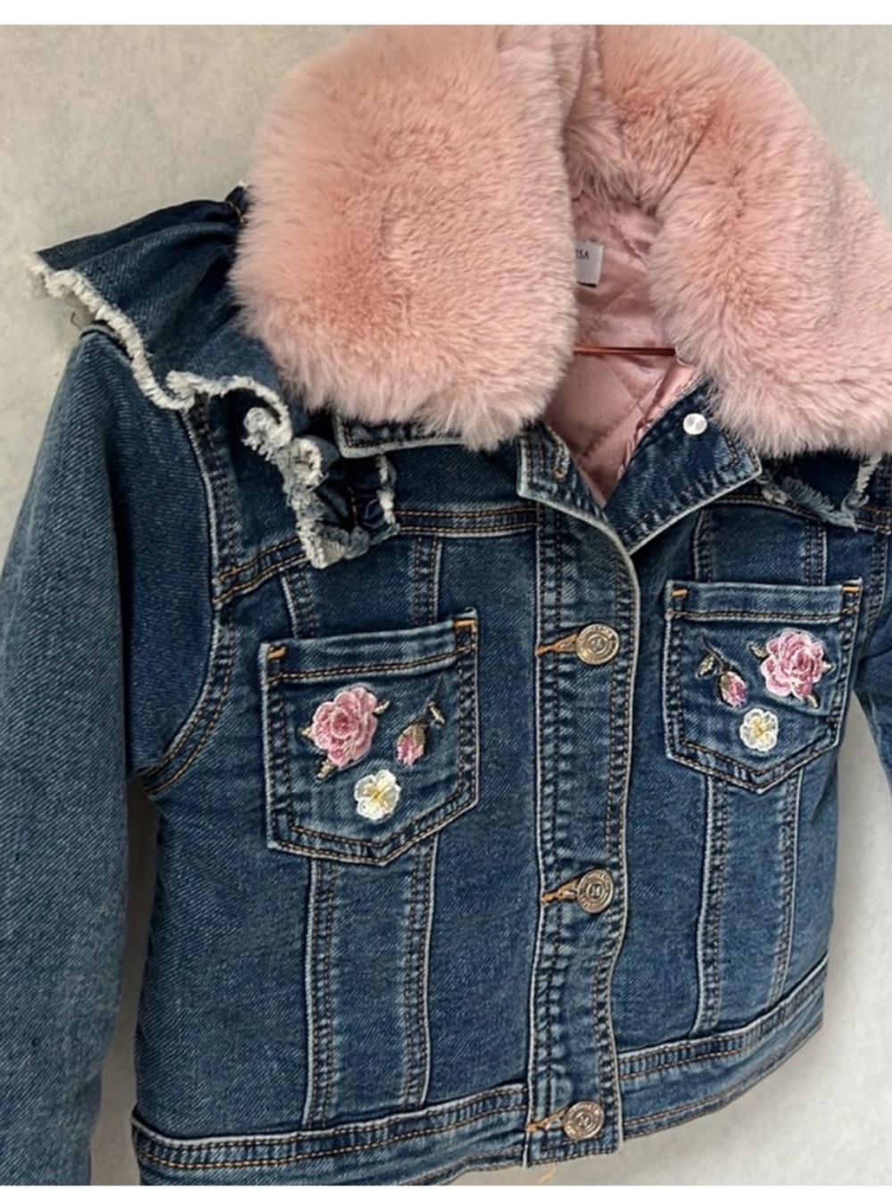 Monnalisa Blue Denim Jacket with Pink Fur Collar Sz 6 floral embroidery - Picture 6 of 7